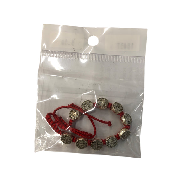 Pulsera roja con San Benito